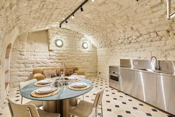 Beautiful new triplex on Place des Vosges - 4